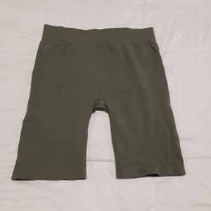 Free People Green Bike Shorts Seamless M/L